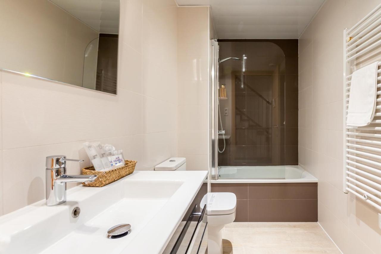 Casa 20 Minutos De Barcelona Y Wifi Alta Capacidad Villa Sant Cugat del Valles Luaran gambar