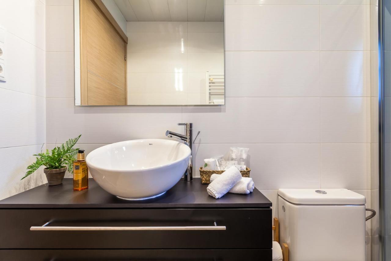 Casa 20 Minutos De Barcelona Y Wifi Alta Capacidad Villa Sant Cugat del Valles Luaran gambar